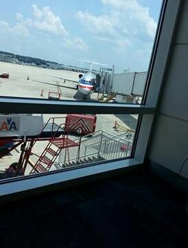 ReshornRoache's tweet photo. My ride in a few :) http://t.co/vi57nkL04M