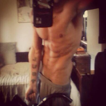 JSINTHEGYMRAT's tweet photo. @JSINTHEGYMRAT #ilovewityselfie http://t.co/04qlzZCgL7