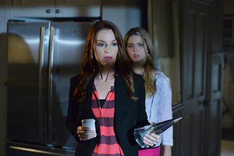 Ashley and Ali defend themselves from an intruder. (Twitter, @ABCFpll)