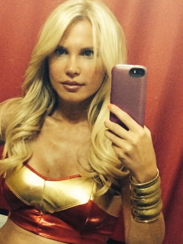Dr Macenstein On Twitter Jacquiholland Blonde Wonder Woman