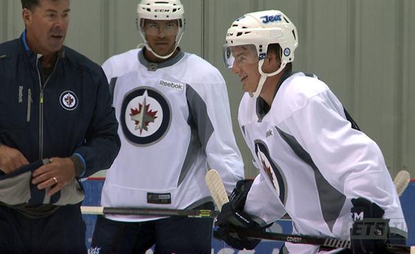 NHLJets's tweet photo. Winnipegger, Brendan Harms, was mic'd up during #JetsDevCamp face-off drills, take a look! >> http://t.co/qup5YuTCJB http://t.co/DfN4vVtRKR