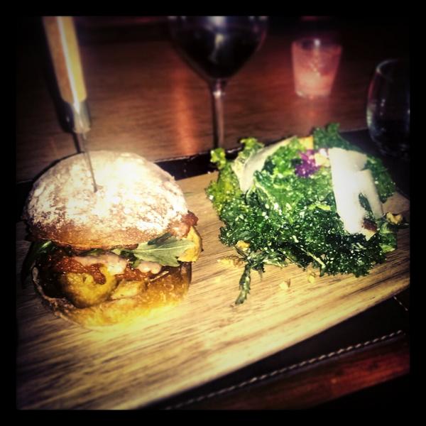 HMdoubleU's tweet image. Amazing meal last night @glaswinebar #industry #sunday. $15 sammy/salad &amp;amp; #wine. See you next Sunday!
