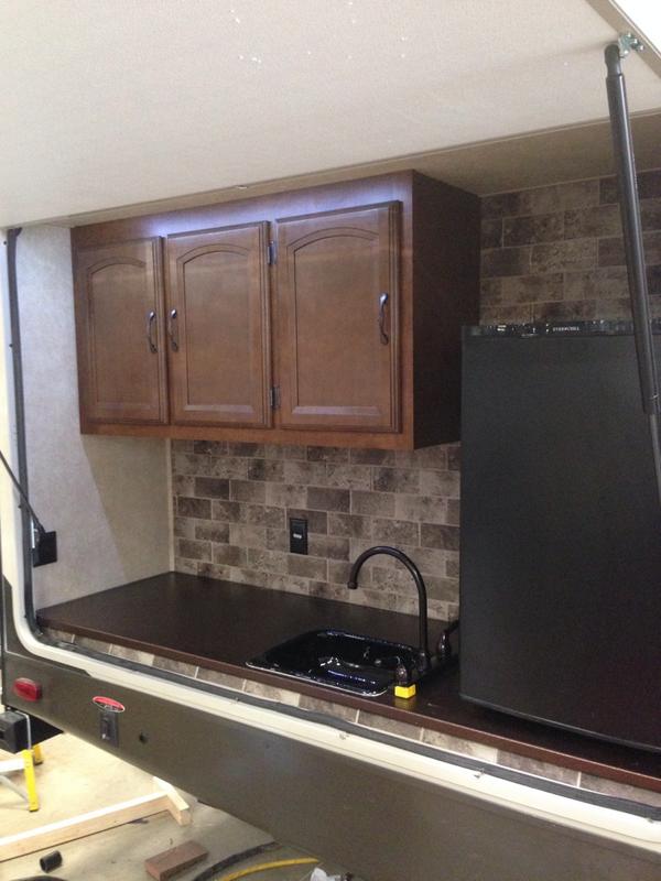 DJ_MiRAC's tweet photo. Sneak peak at our new 2015 features on  #salemhemisphere and #heritageglen! #modelchange #rv #affordable #Lightweight http://t.co/Qow4z5dGTf