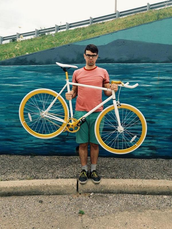 JaysonWaterfall's tweet image. @StateBicycleCo @fixedgearbikes I named her Sambahla. We had our first ride today!