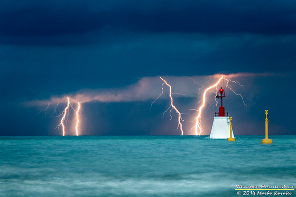 MarkoKorosecNet's tweet photo. Tstorm w/intense CG lightning strikes over the Adriatic sea. July 12th, 2014. https://t.co/ozmRbxs3JY @reedtimmerTVN http://t.co/FkOMuLzlqI