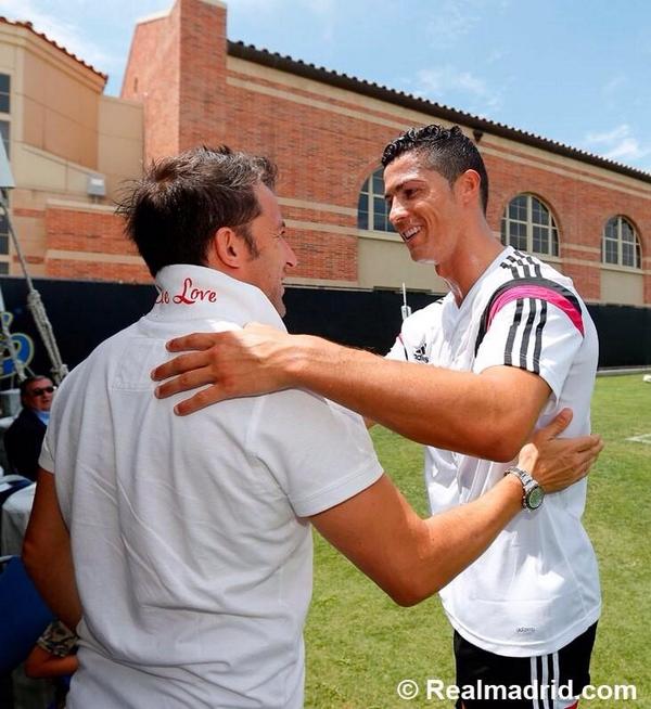 ahaownwnaia's tweet photo. Legendary Alessandro Del Piero visiting Real Madrid in LA. #HalaMadrid: http://t.co/vYrufp6szK