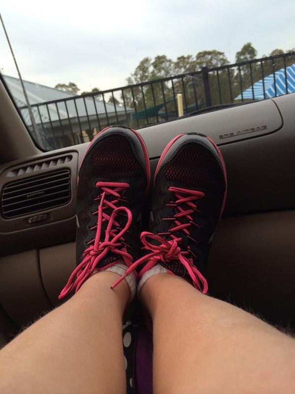 jadenolland's tweet photo. Shoes 🙉👟 http://t.co/dXrlHt2oHU