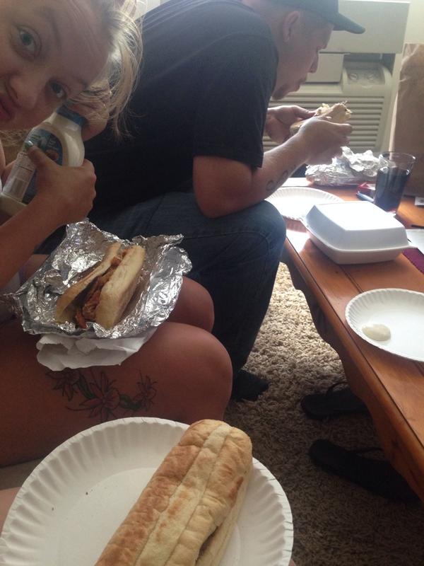 itsmicheleee's tweet image. Her face though! 😂😂😂 @YoureBasicK