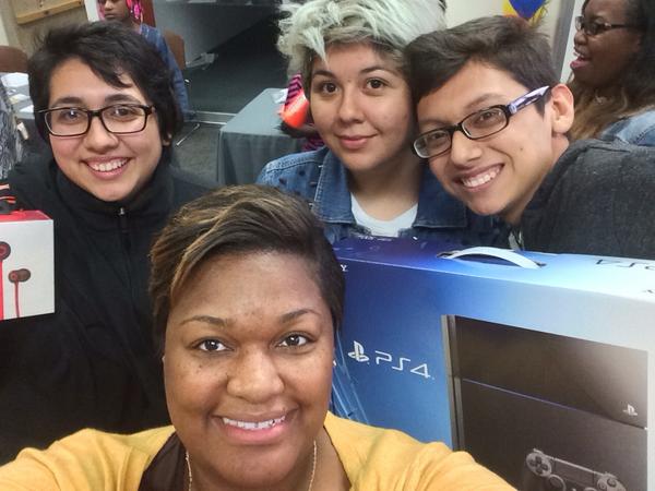 BeFree126's tweet photo. Grand prize student winners @GSUtweetup http://t.co/czee2g9AcW