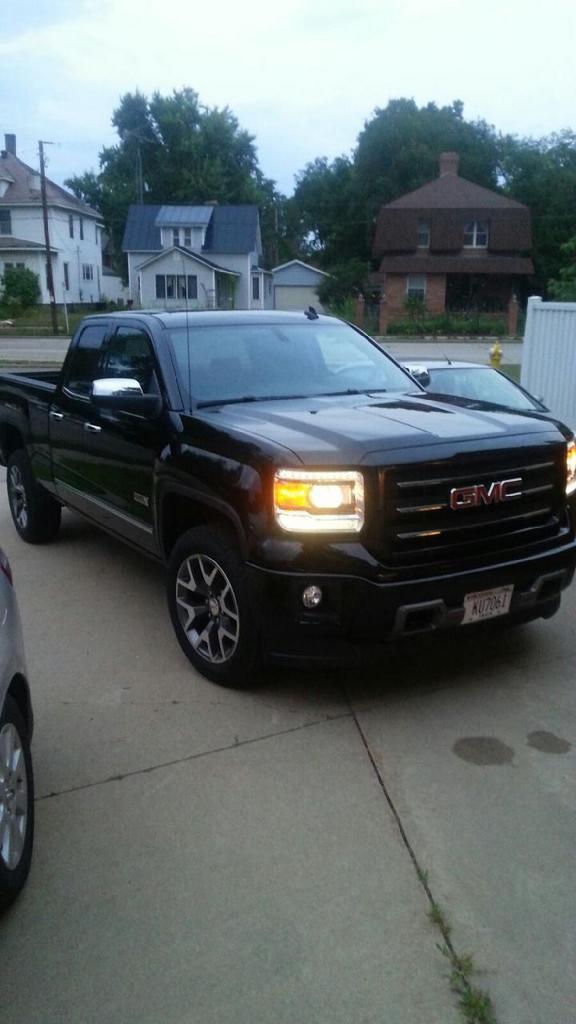KlesmithAk's tweet photo. My new baby!  #byebyesaturn #icouldgetusetothis http://t.co/2HNsHKM7Z1