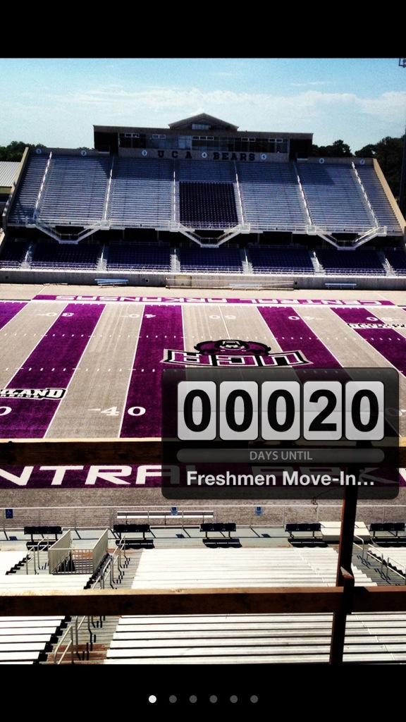 UCAHousing's tweet photo. Who is counting down with us?! #Excited #UCAMoveIn @UCA2018  @UCA2017 #UCAWelcome #TeamUCA #LivePurple http://t.co/KX6whxxg6n