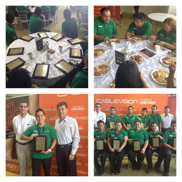 urbanamk's tweet photo. Desayuno en la final de Game of thrones. @CablevisionMty @urbanamk #desayuno #catering http://t.co/KDE5ML0qZj