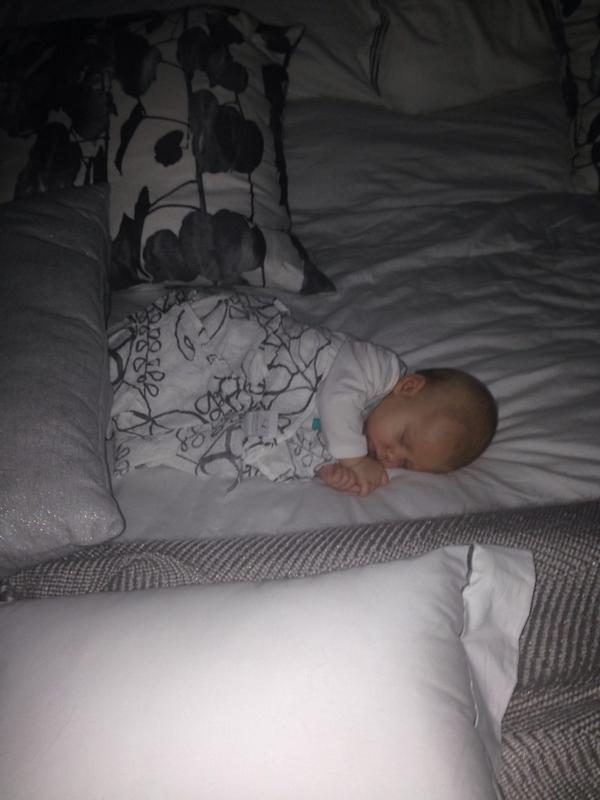 LindShepherd's tweet image. Baby B chilling with the ladies @SarahEBryson @ml_dejong @camie_gedja #ladiesman #cutemaninmybed