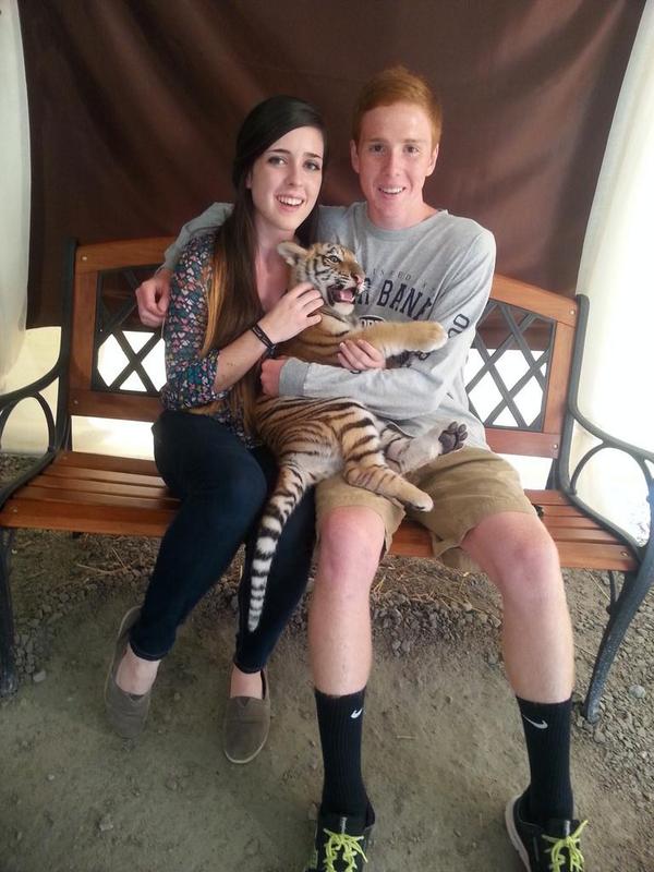 _schmalerie's tweet image. We're certified tiger trainers!! #fursure @J_Loxterkamp