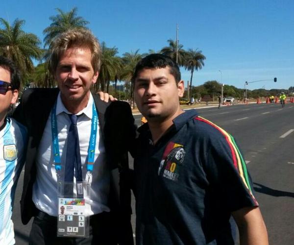 MANDAMAS10's tweet photo. @PolloVignolo http://t.co/IAACYarXCp
