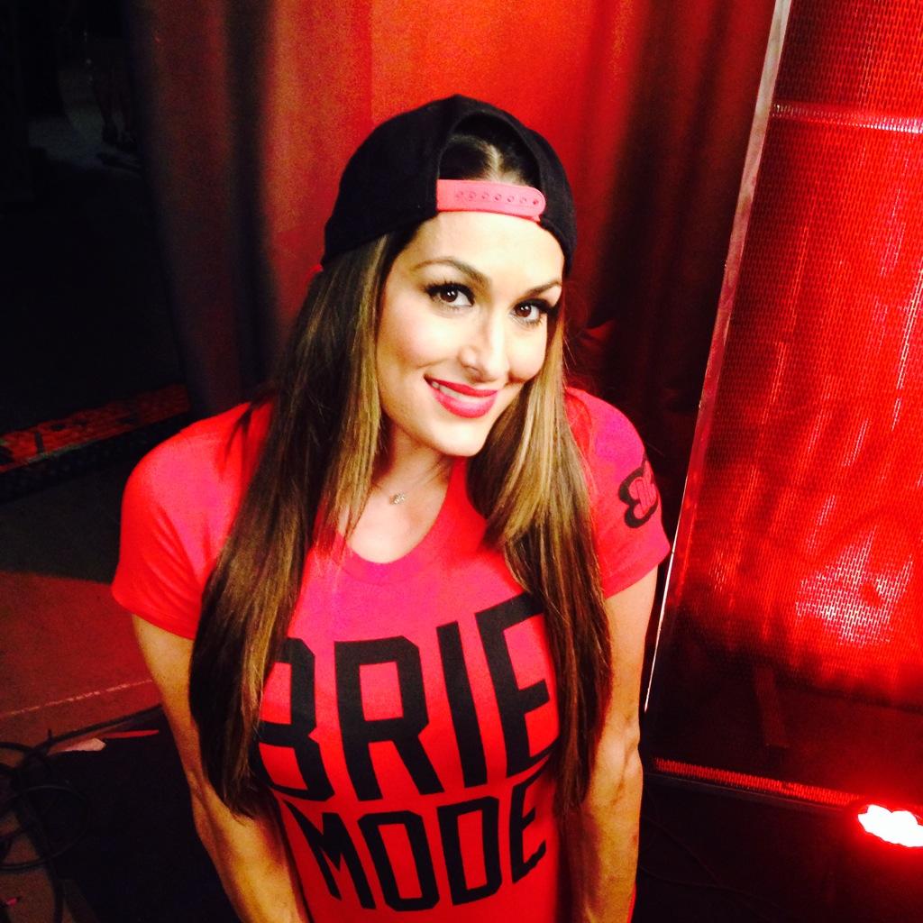 Nikki And Brie On Twitter Brie Mode Ready For Summerslam Raw Wwe 