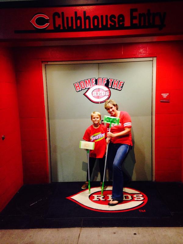 EddlemanJa's tweet photo. Awesome night at Reds game with Syd Swiffering the bases!!! http://t.co/Ea60IF3ouU