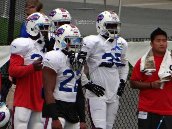 TheProfessorSD's tweet photo. so a pic of @Fred22Jackson, @CJSPILLER, @BryceBrown_34  and Frank Summers. #BillsRunGame http://t.co/jrwnAtGvrC