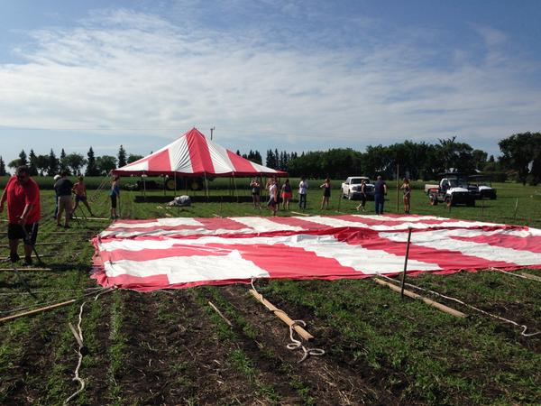 NARF_Melfort's tweet image. Tents are ready for the @SKAgriculture Crop Diagnostic School tomorrow! #CDS2014 #keepitcurrent