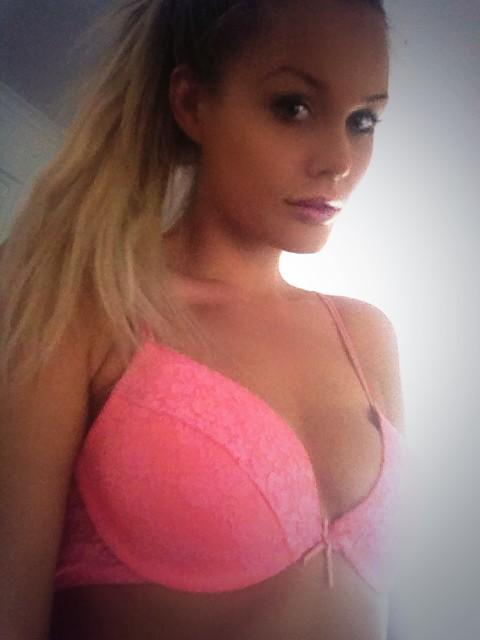 #TuesdayTease #selfie #allnatural #babe @PlayboyPlus @Playboy #aussie #lingerie #ponytail ??? http://t