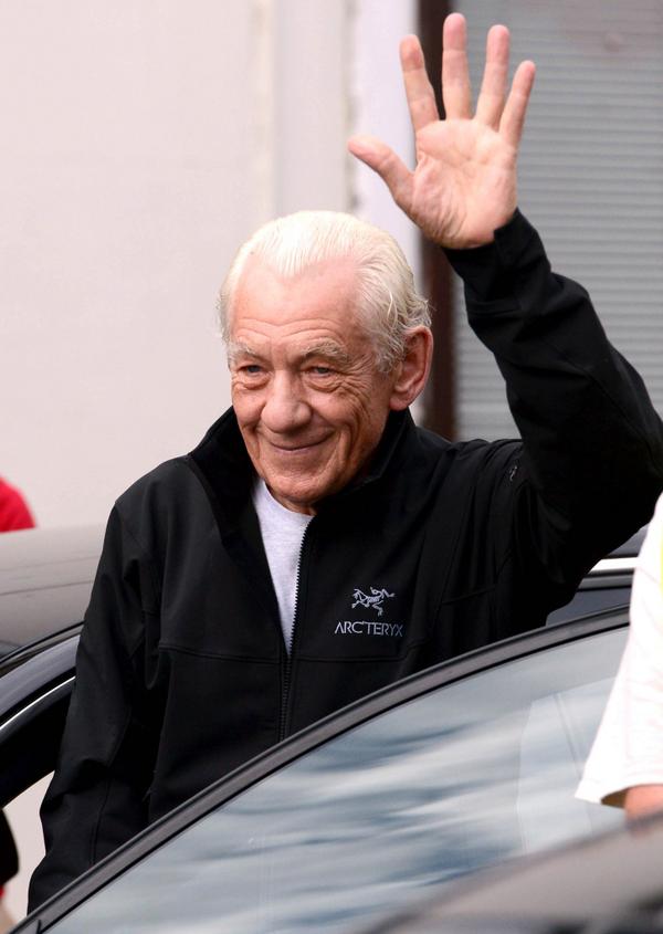 SussexExpressPh's tweet photo. @IanMcKellen in Hailsham yesterday, really nice of him to take time to meet fans. Video on @sussex_express site soon http://t.co/m1m2mb9yLY