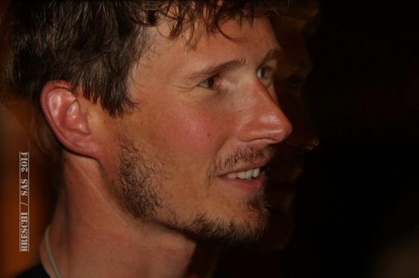 srennuit's tweet image. Trop fière de son homme sur @eneloscom #sas2014 #CaCEstFait