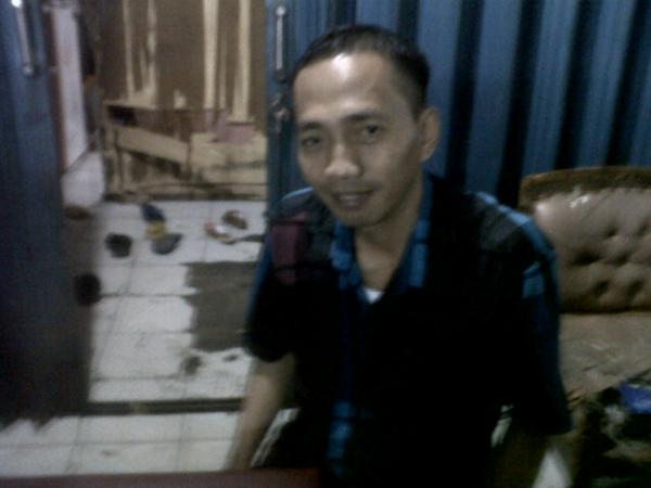 AlexKnc tweet picture