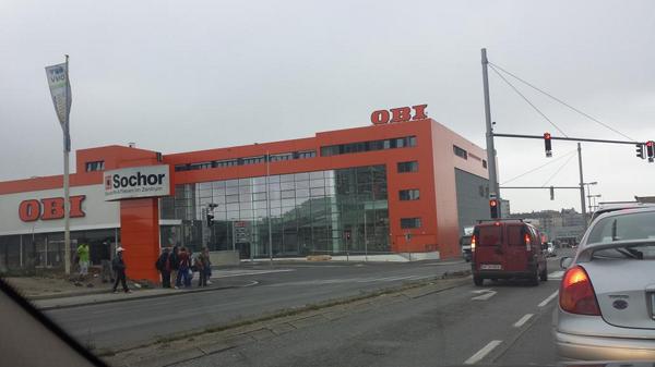 Alfred Hoch En Twitter Das Neue Obi Gebaude Auf Der Triester Strasse Scheint Sehr Gelungen Und Funktionell Favoriten Http T Co Vspcisbm7d