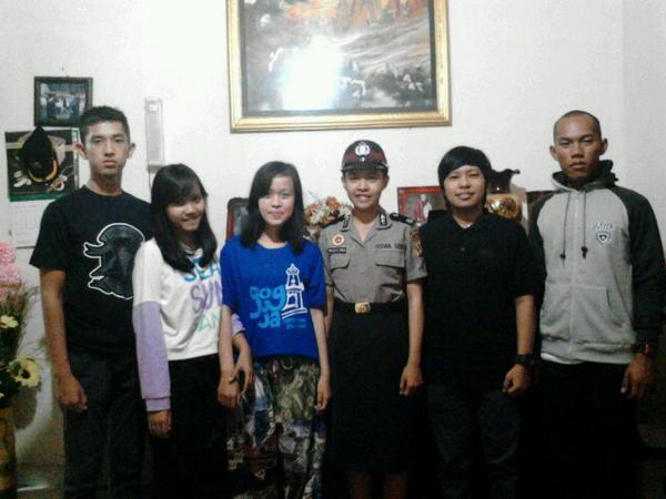 bellaGDio tweet picture