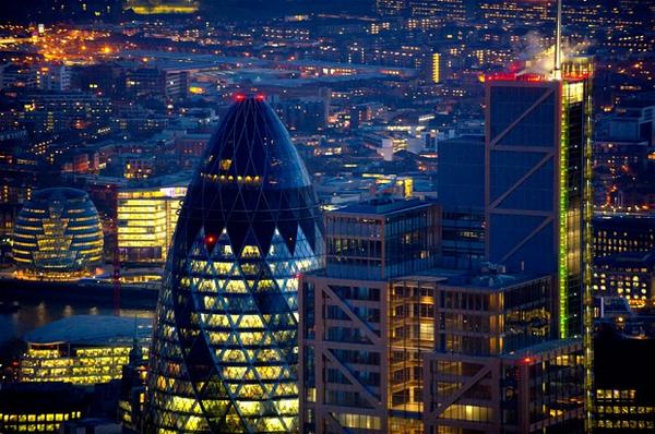 For sale: London's Gherkin. Price: £640m fw.to/sKUfope (Pic: Jason Hawkes/Barcroft)