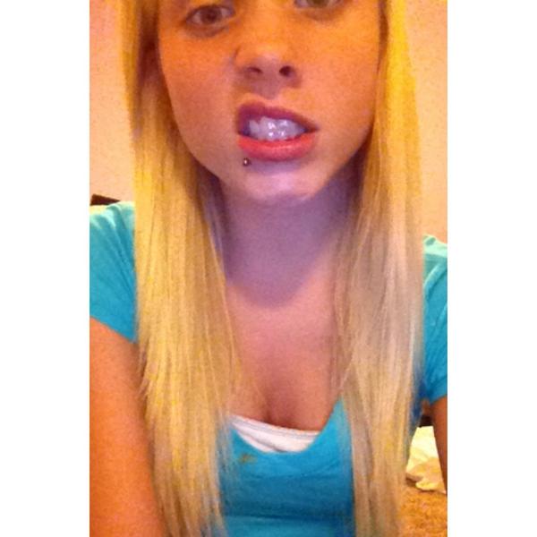 paynee_ tweet picture