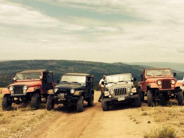 4x4rule's tweet photo. @KricketJeeper @BarbieJeepGrl89 @JeepSlutt @Jeep_olllllllo @Biscuitdave3 weekend jeep ride, Colorado Yes, I'm blessed http://t.co/cyQb4BnoED