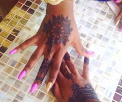 el_emoni tweet picture
