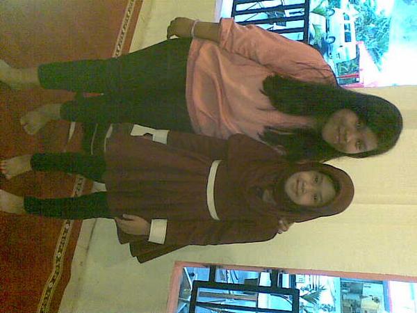 RT <a href="/FennyMell_/">fennyMelinda</a>: <a href="/cindy_trisalsa/">Cindy Tri Salsabilah</a> mksih yoo sayang buat fotbar nya pas bukber kemarin :)