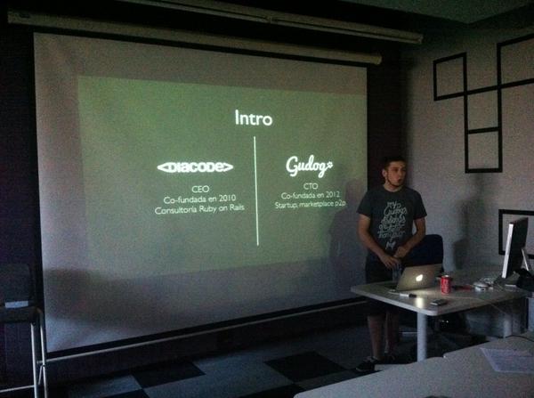 coderswitch's tweet image. Con muchas ganas de ver a @javier_dev presentar &quot;Métricas para hacer crecer tu proyecto&quot; :)