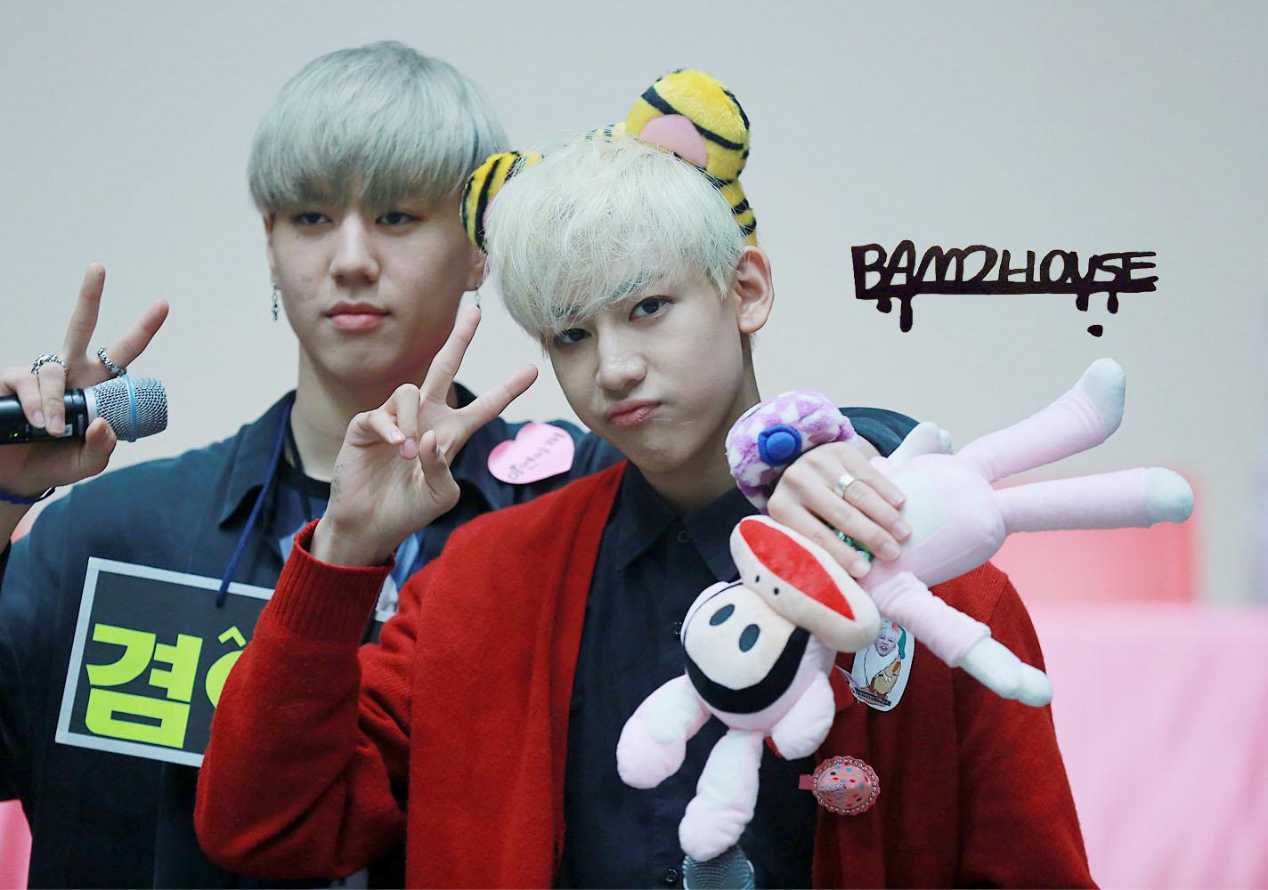 BttR_R4CIAAgi-R.jpg:large