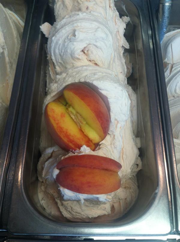 CapogiroPenn's tweet image. Peaches are here!!!