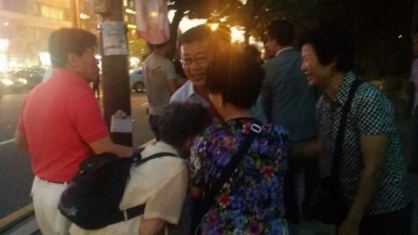 여기저기에서 응원받는 #홍철호 수고하셨습니다 #김포시국회의원 홍철호 후보 화이팅