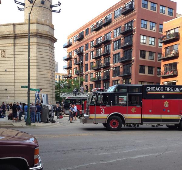 alk649's tweet photo. How dare #ChicagoFire disrupt my morning commute. Jk http://t.co/cOLp1t5hYd