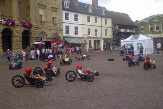 ComptonHNewark's tweet photo. #newarkday There's dance, singing, drum workshops &amp; graffiti workshops. Lots of entertainment in town @NSDCouncil http://t.co/oXiFLB5SWo