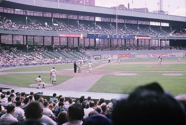 ouroldballgame's tweet photo. Duke Snider approaches the plate with the #Mets at Polo Grounds (1963) http://t.co/BhfXVH8BCU