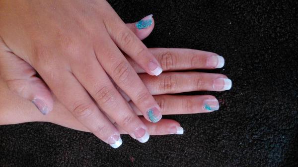 tamara_Nateras's tweet photo. Uñas de porcelanas http://t.co/Y54NYKOWYA