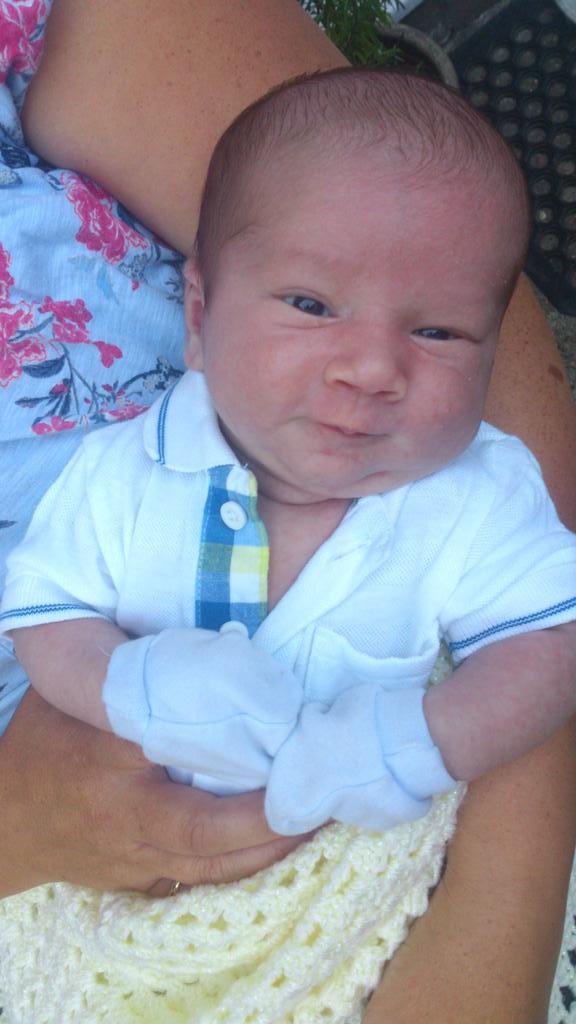 JakeDavidson07's tweet image. Happy to be an uncle! Look at my little nepthew!