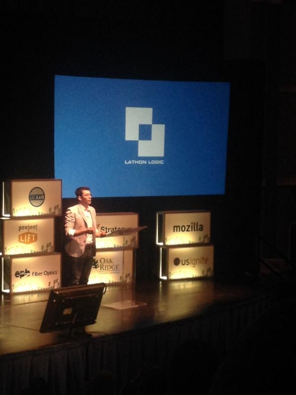 LaunchTN's tweet photo. .@LathonPrinter is working to bring you affordable dual-material desktop 3D printers! #CHADemoDay http://t.co/fjY0FNiuC5