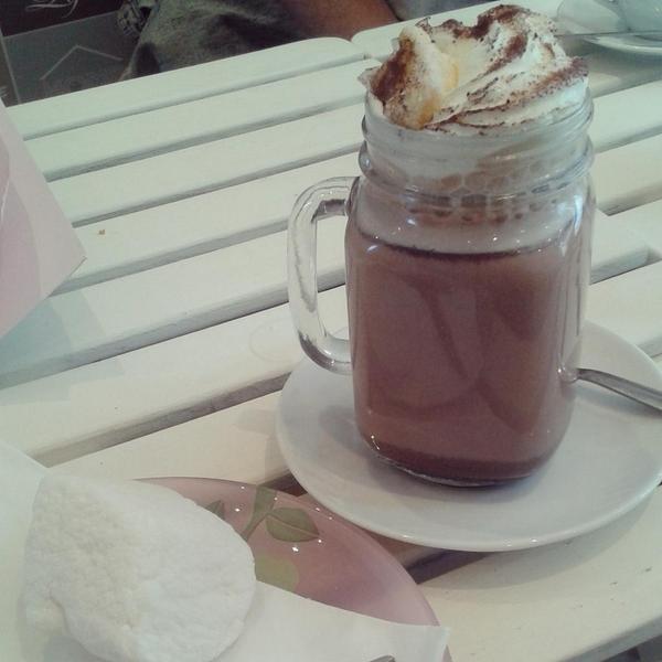 caraballingall's tweet image. Gin &amp;amp; elderflower marshmallows at #tipsy #gin #dissertationprocrastination