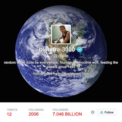 FistInTheAir's tweet photo. .@diplo x @maddecent drop #RandomWhiteDudeBeEverywhere compilation album!
Listen: http://t.co/37bWZZ5o40 http://t.co/yvHwcl1T4M