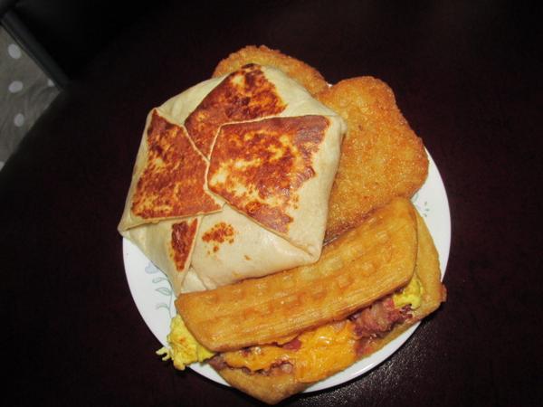 FollowValen's tweet photo. Bae @TacoBell http://t.co/l29HI3578T