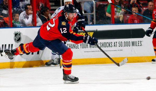 FlaPanthers's tweet photo. #FlaPanthers agree to one-year contract with @Jimmy10Hayes. READ: http://t.co/A6OTXdAZnG http://t.co/M0j7B1lsHS