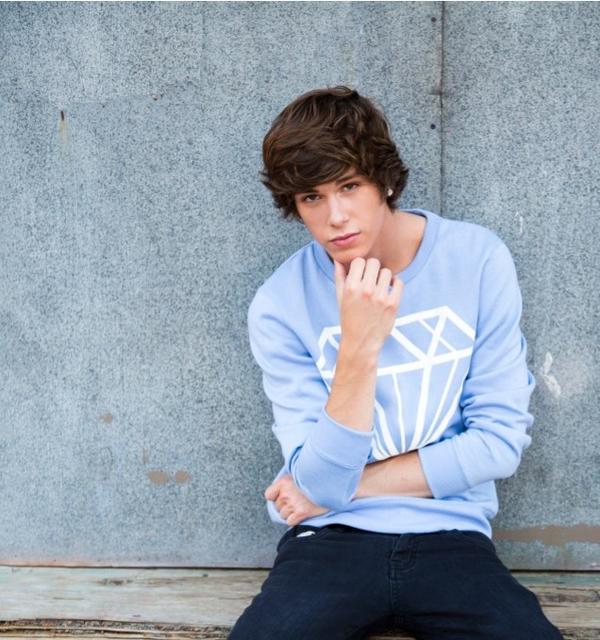 carlchiasson_ tweet picture