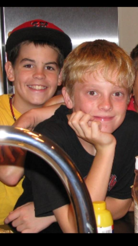 A big happy bday to I wish I could rock the SnapBack look as good as you did!! 
